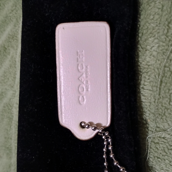 Coach Cream Leather Keychain Tag - Picture 2 of 4